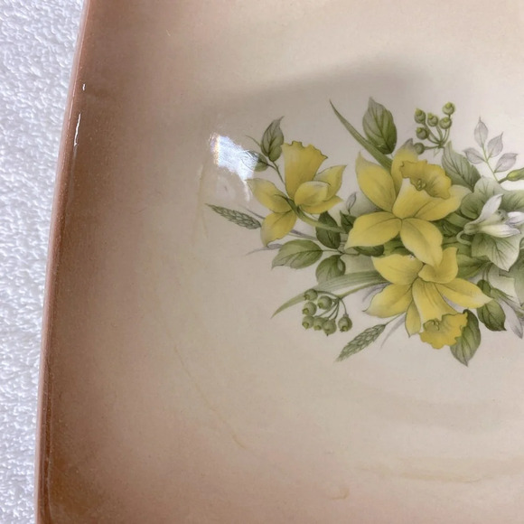 Vintage Ceramic Yellow Flower Square Dish W Rounded Corners Trinket Dish - Picture 10 of 16